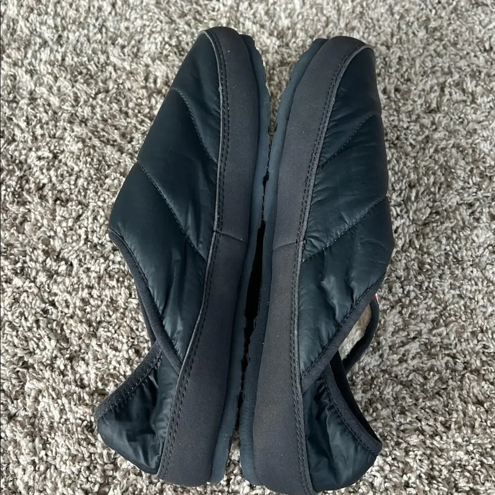 Hunter Men's Puffer Slipper Shoes in Navy